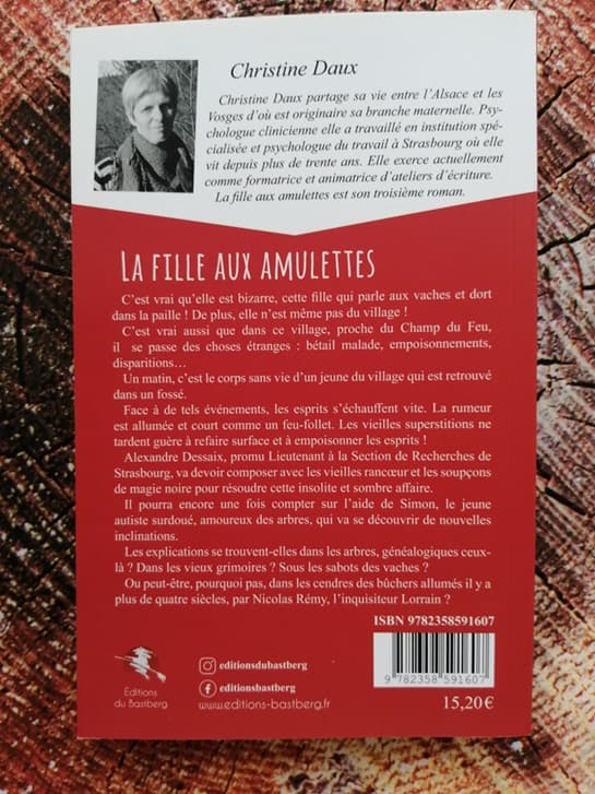 La Fille aux Amulettes - Dos Quatrième de couverture du livre "La Fille aux Amulettes"